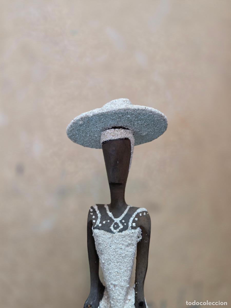 Vintage: figura madera y de arena - Foto 2
