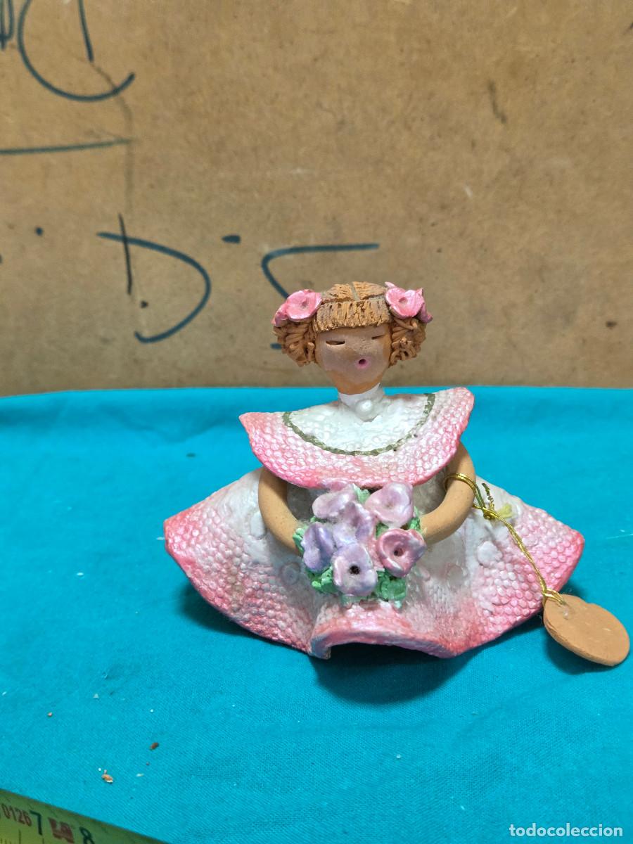Vintage: peque&ntilde;a figura de barro