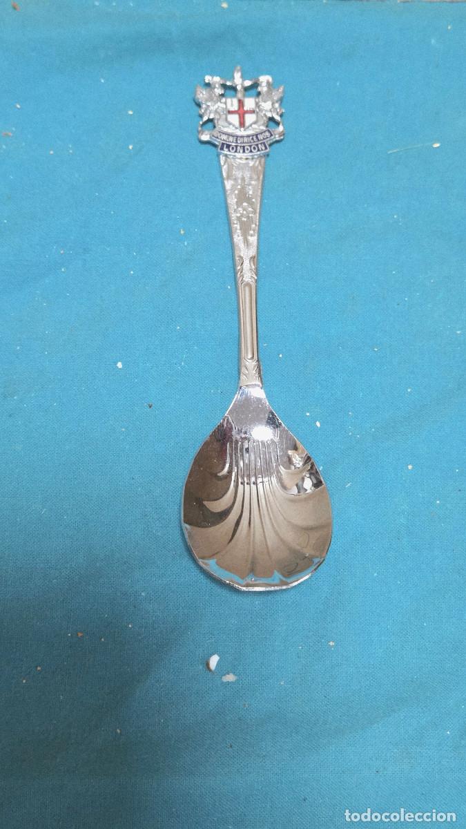 Vintage: cucharilla coleccionable de acero