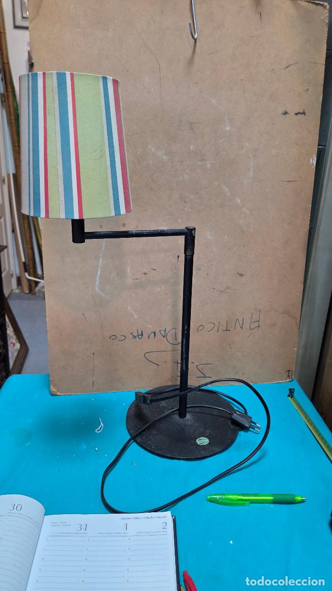 Vintage: lampara de mesa hierro