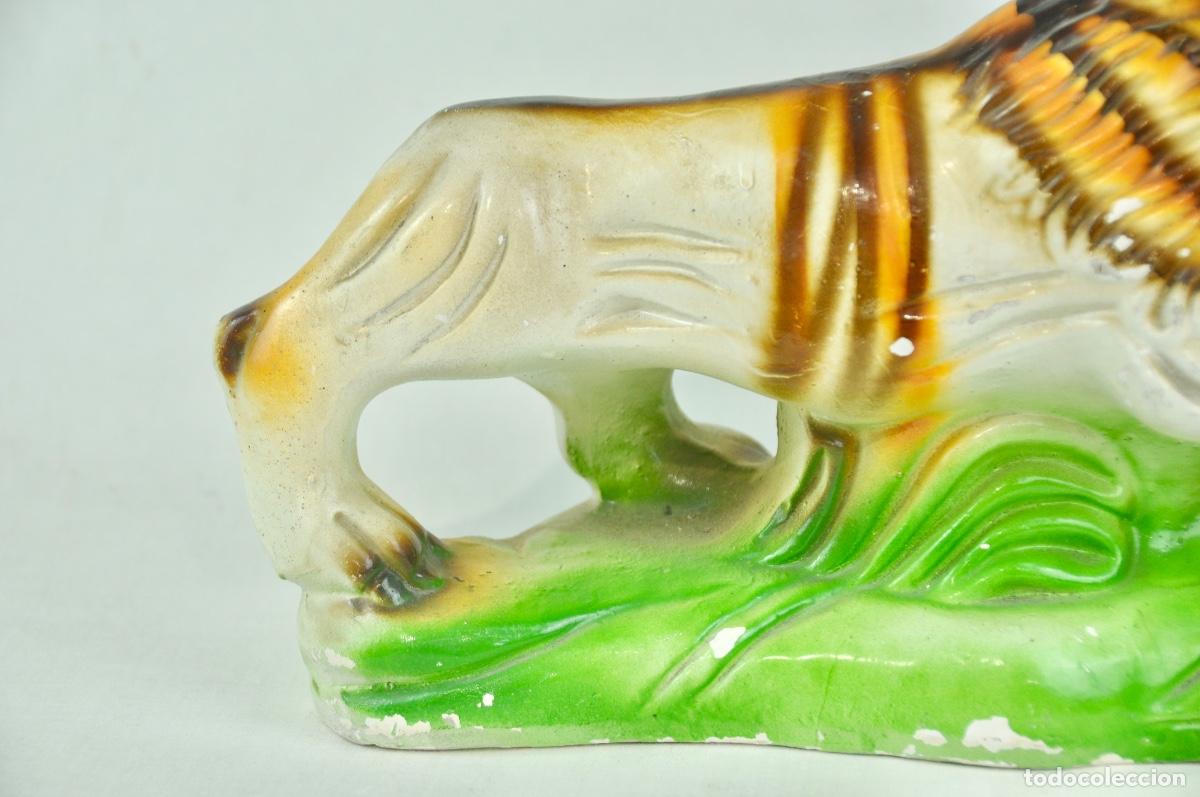 Vintage: Figura le&oacute;n escayola - Foto 9
