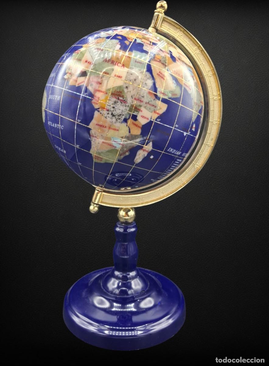 Vintage: + GLOBO TERRAQUEO REALIZADO CON DISTINTOS MINERALES FORMANDO PAISES Y CONTINENTES