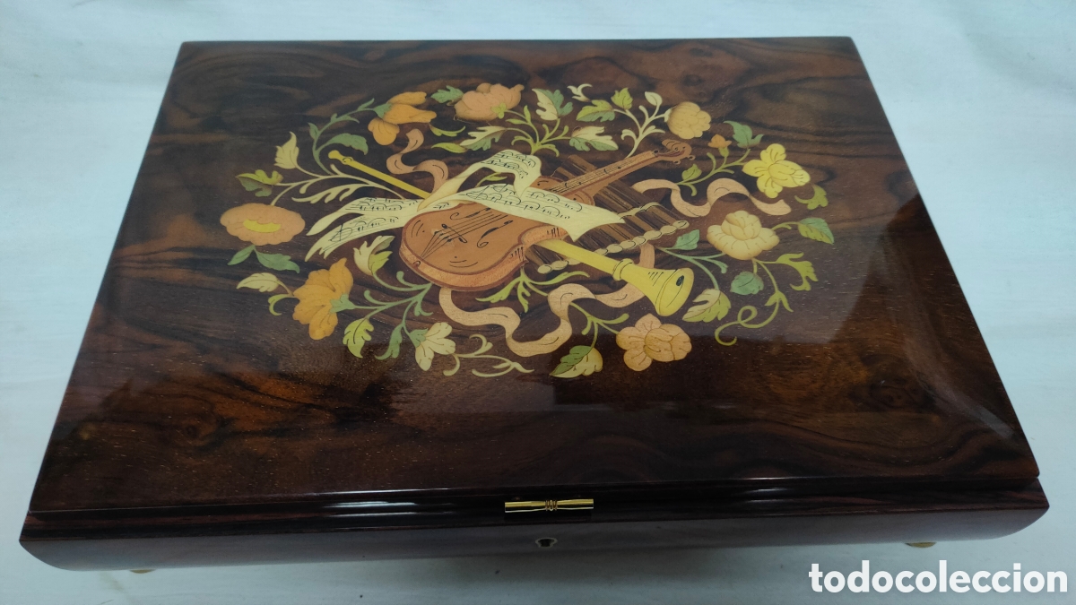 Vintage: JOYERO MUSICAL EN MADERA VINTAGE.MARQUETERIA ITALIANA.INCRUSTACIONES ARTESANALES.TARACEA.SORRENTO.