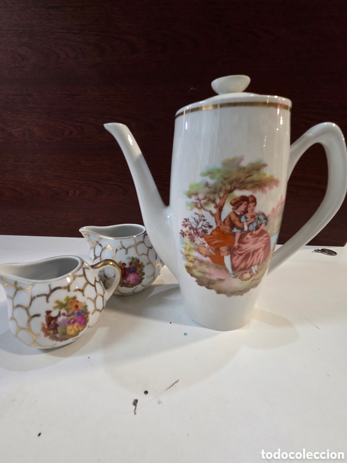 Vintage: Cafetera Alta Vintage con Jarras Lecheras a Juego - Porcelana Decorativa Rom&aacute;ntica