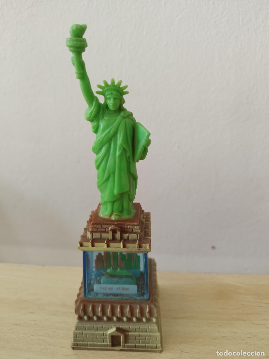 Vintage: Souvenir de nieve vintage New York Torres Gemelas Estatua de la Libertad