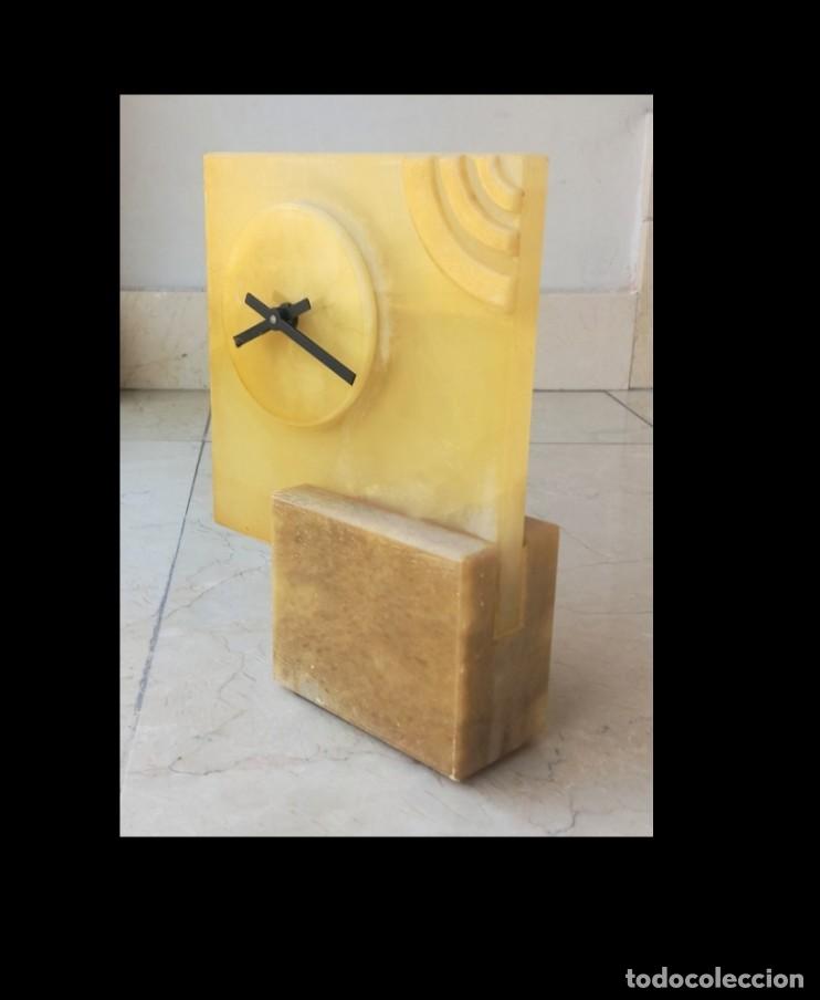 Vintage: Reloj Art Deco alabastro - Foto 2