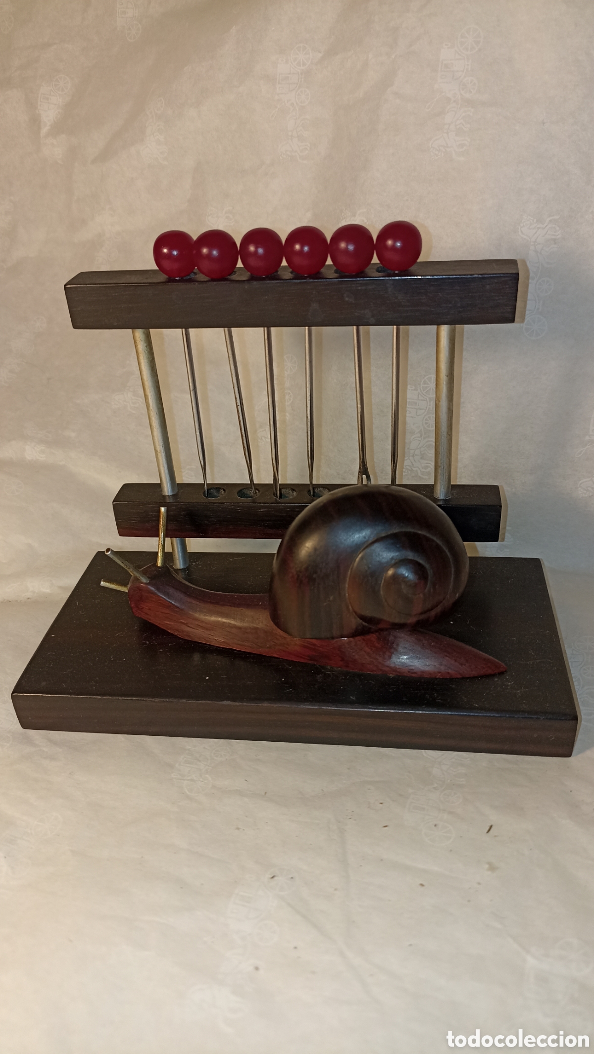 Vintage: Antiguo Set Pinchos Aperitivo Mid-Century - Caracol de Madera Noble y Baquelita - A&ntilde;os 50/60