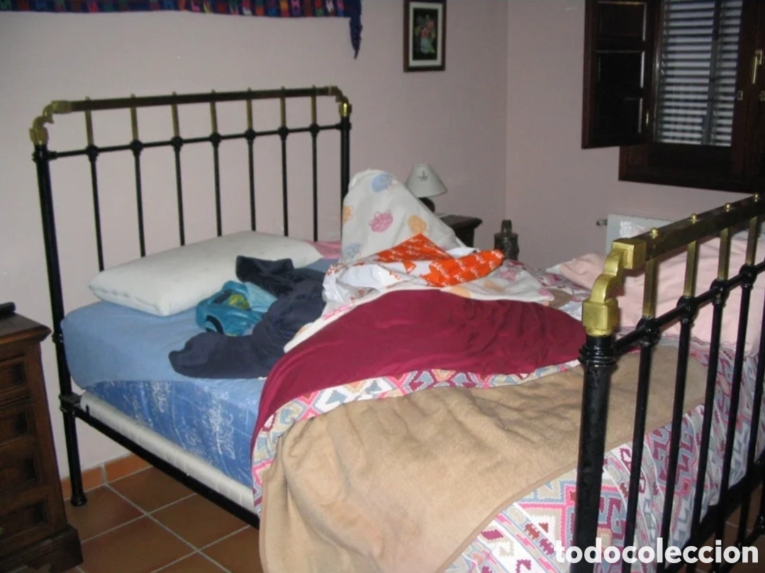 Vintage: Cama de matrimonio de forja. Zona Ja&eacute;n