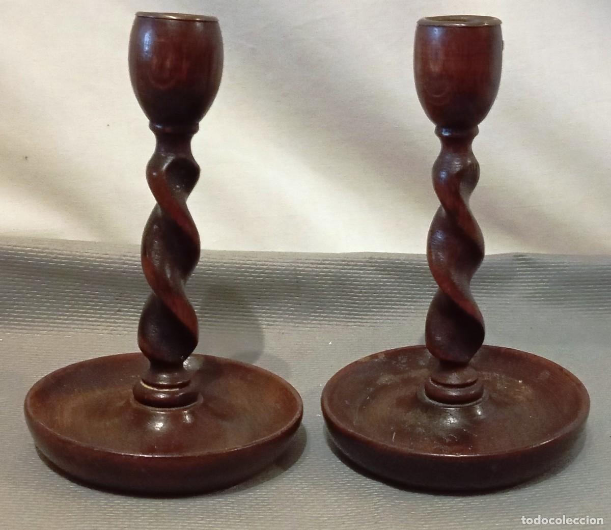 Vintage: Pareja Candelabros Madera Antiguos - Foto 2