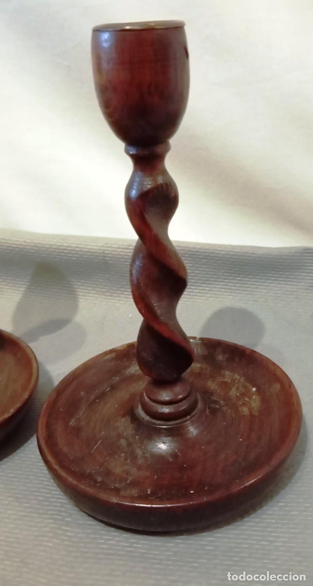 Vintage: Pareja Candelabros Madera Antiguos - Foto 3