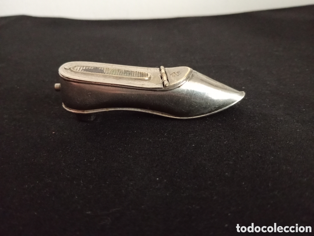 Vintage: Cerillero plateado antiguo con forma de zapato
