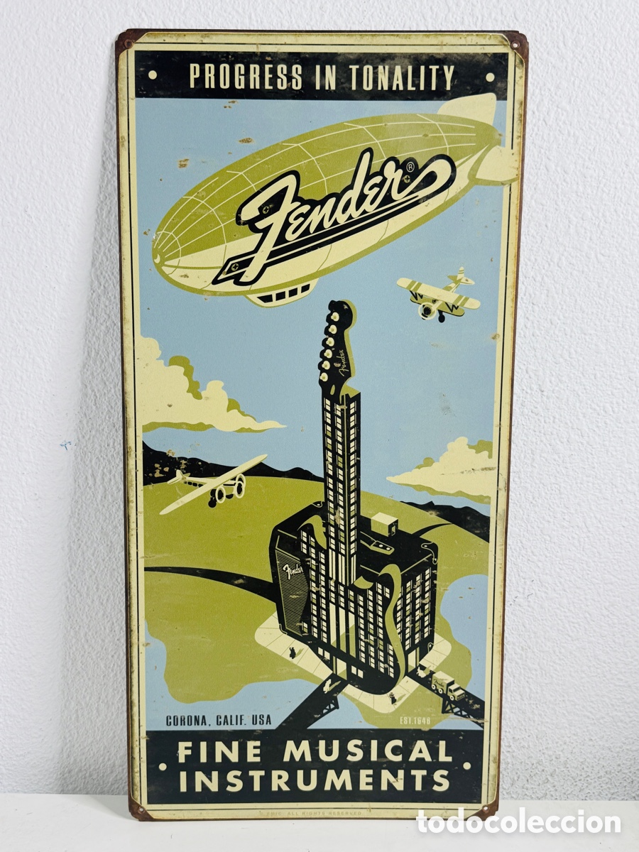 Vintage: placa met&aacute;lica vintage de Fender titulada &rdquo;Progress in Tonality&rdquo; 60 cm