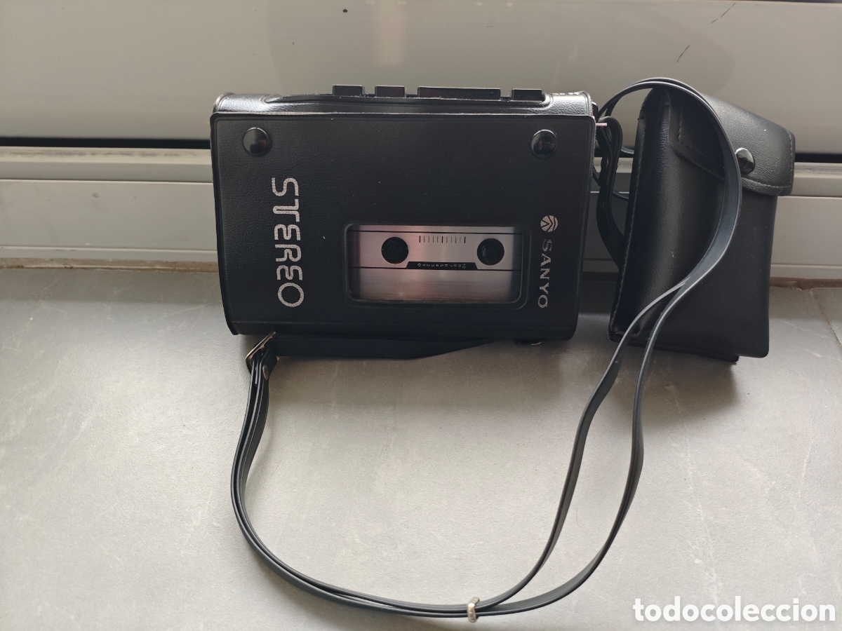 Vintage: reproductor de cassette port&aacute;til Sanyo M4430 vintage
