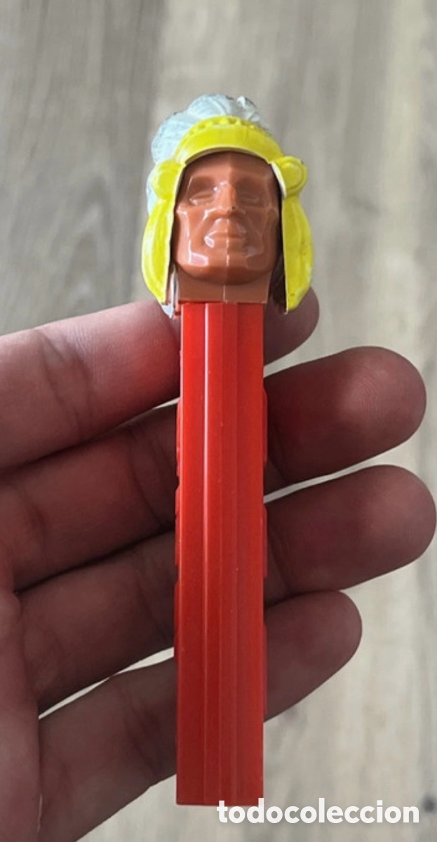 Vintage: Antiguo Dispensador PEZ Vintage - Jefe Indio (Indian Chief) - Sin Pies (No Feet) - A&ntilde;os