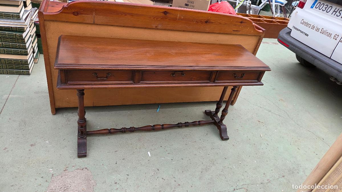 Vintage: mueble consola de madera