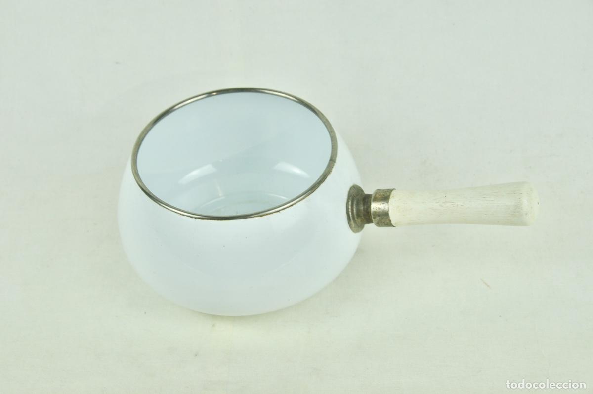 Vintage: Cazuela metal esmaltado y madera - Foto 5