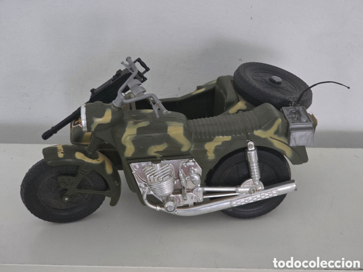 Vintage: Moto militar con sidecar Molt&oacute; vintage Made in Spain 33cm