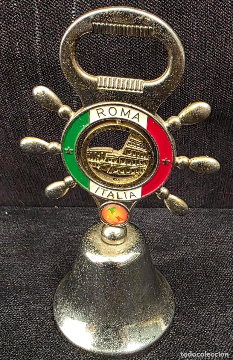 Vintage: Abrebotellas Vintage Roma Italia con Forma de Tim&oacute;n N&aacute;utico y Campana Decorativa 11x5 cm