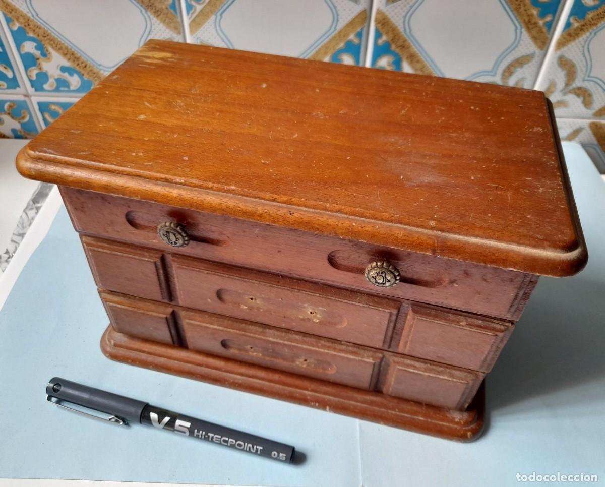 Vintage: Peque&ntilde;a C&oacute;moda Joyero de madera con 2 cajones