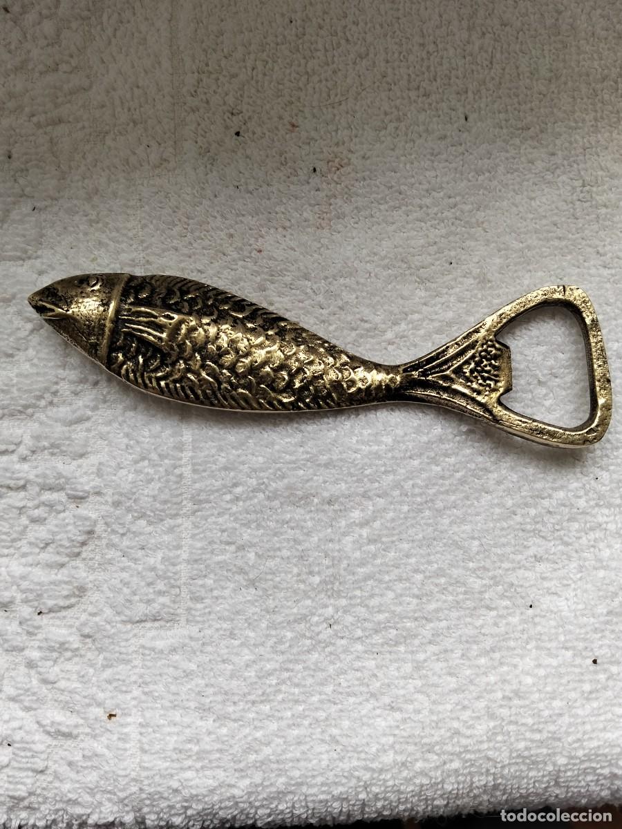 Vintage: ABRIDOR DE BOTELLAS BRONCE 12 CM APROX