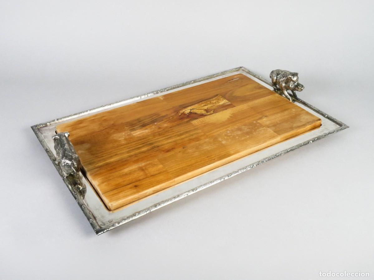Vintage: Bandeja para servir embutidos Valenti en metal plateado y madera COMPES mediados del siglo XX