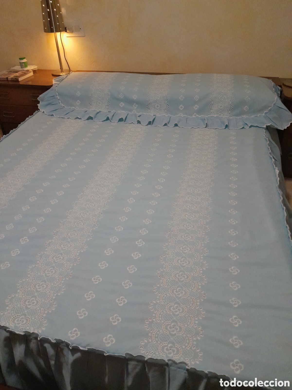 Vintage: Cubierta para cama de 1,35 tira bordada