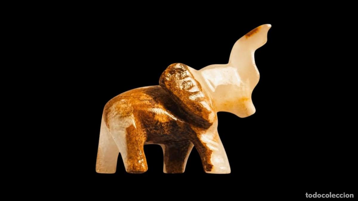 Vintage: FIGURA ELEFANTE TALLADA EN &Oacute;NIX NATURAL BICOLOR - MIEL Y CARAMELO - VINTAGE A&Ntilde;OS 70/80