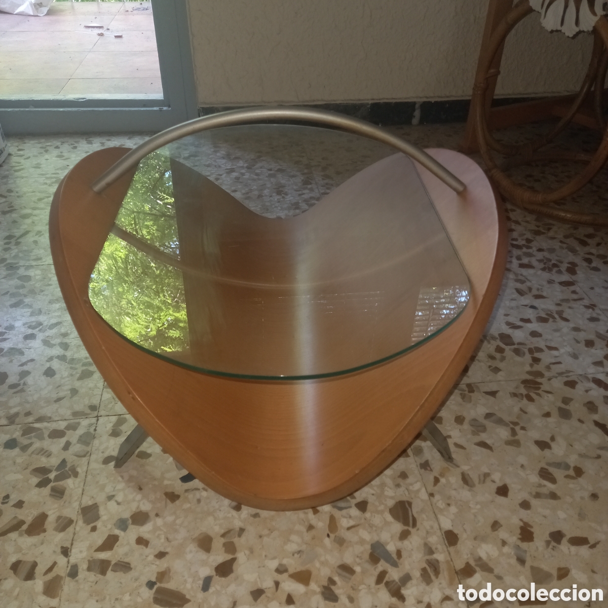 Vintage: Mesita revistero de cristal y madera