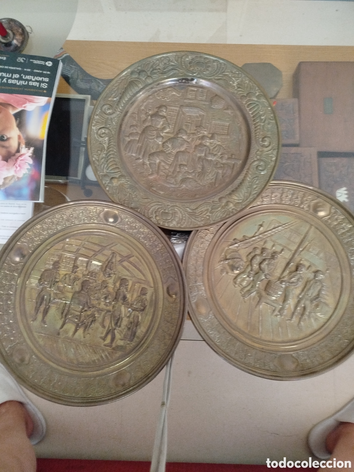 Vintage: Bandejas o platos decorativo metal