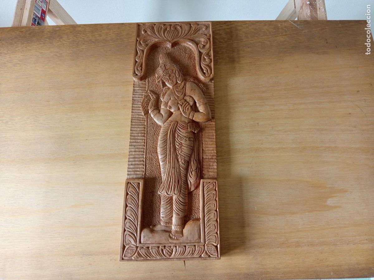 Vintage: Placa de madera tallado a mano figura de mujer vintage