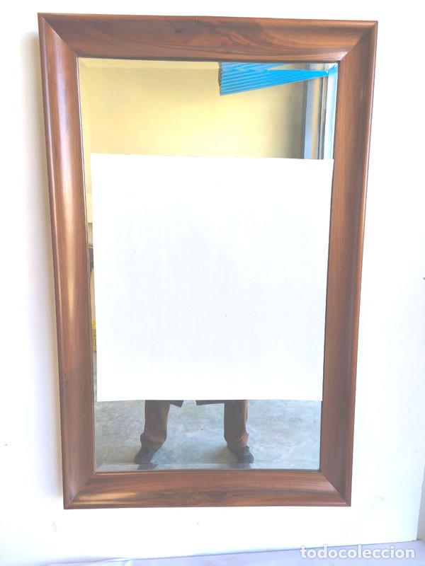 Vintage: ESPEJO ANTIGUO DE MADERA CON LUNA BISELADA DE 3,5 CM - Foto 3
