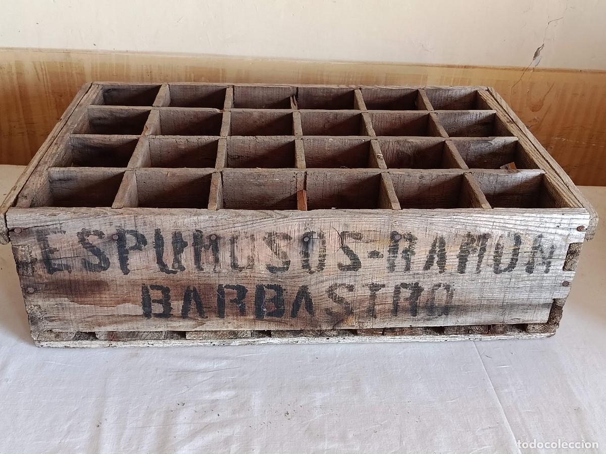 Vintage: Caja antigua de madera Espumosos Ram&oacute;n Barbastro