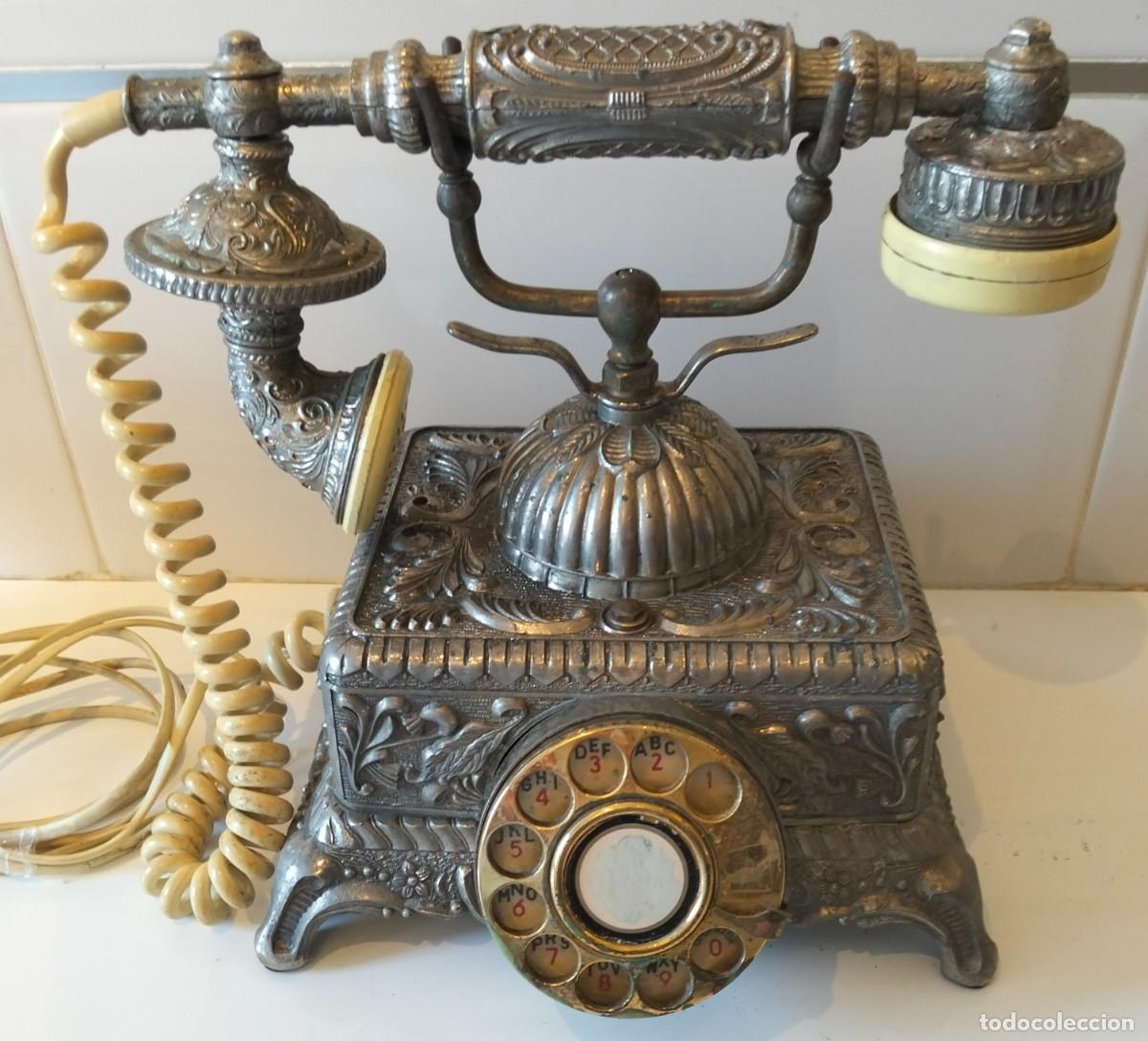 Vintage: Tel&eacute;fono antiguo metal