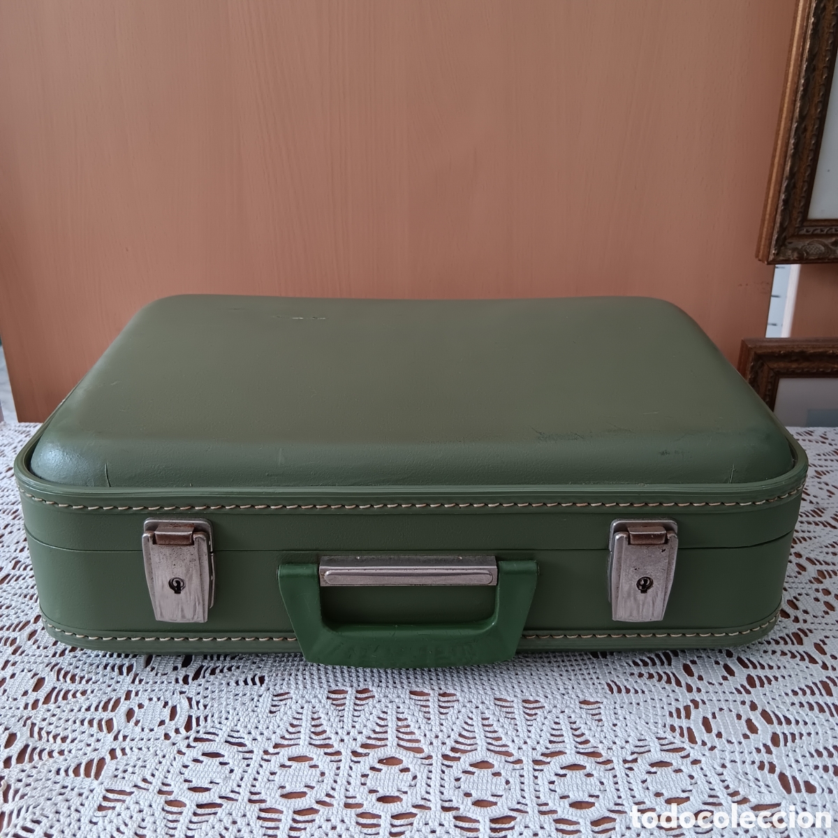 Vintage: Maleta de carton a&ntilde;os 70