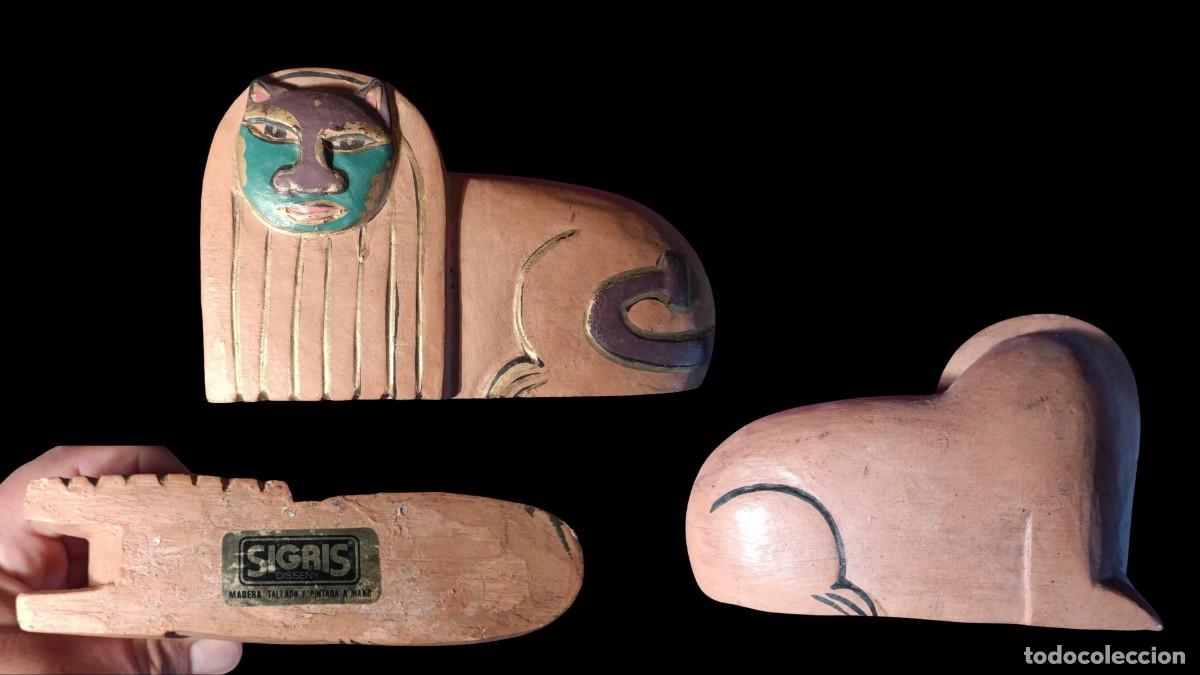 Vintage: Gato en Madera Maciza Tallada y Pintada a Mano, Marca Sigris, Vintage