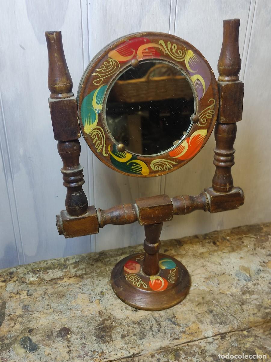 Vintage: Peque&ntilde;o espejo tocador madera antiguo