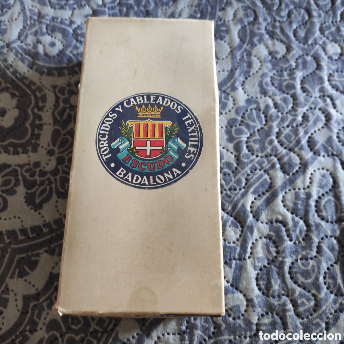 Vintage: Caja ovillos gris, torcidos y cableados textiles Badalona, vintage