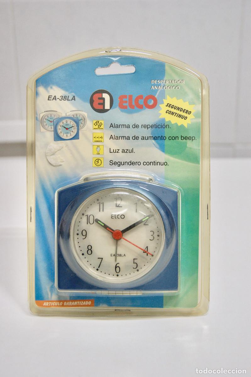 Vintage: Reloj despertador en azul forma cuadrada