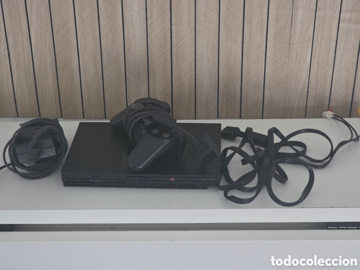Vintage: Sony PlayStation 2 Slim modelo SCPH-70004 PAL.