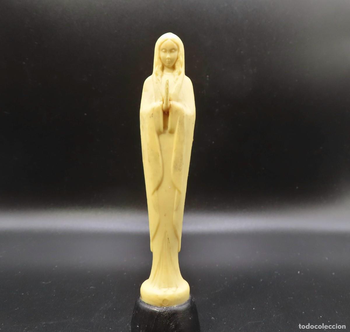 Vintage: FIGURA MINIATURA VIRGEN PL&Aacute;STICO