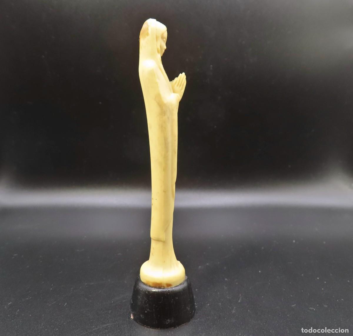 Vintage: FIGURA MINIATURA VIRGEN PL&Aacute;STICO - Foto 4