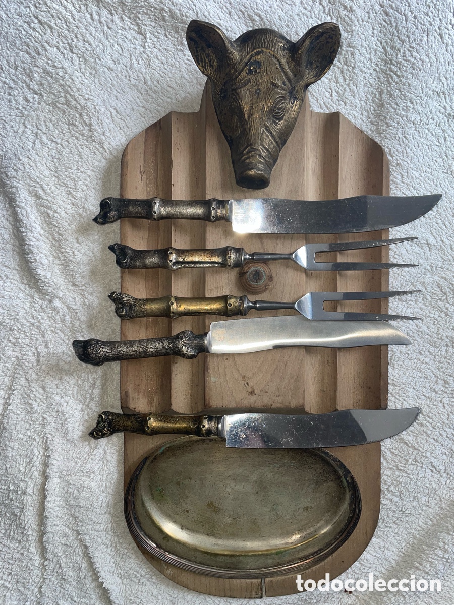 Vintage: Tabla para cortar carne y utensilios . Ver fotograf&iacute;as.
