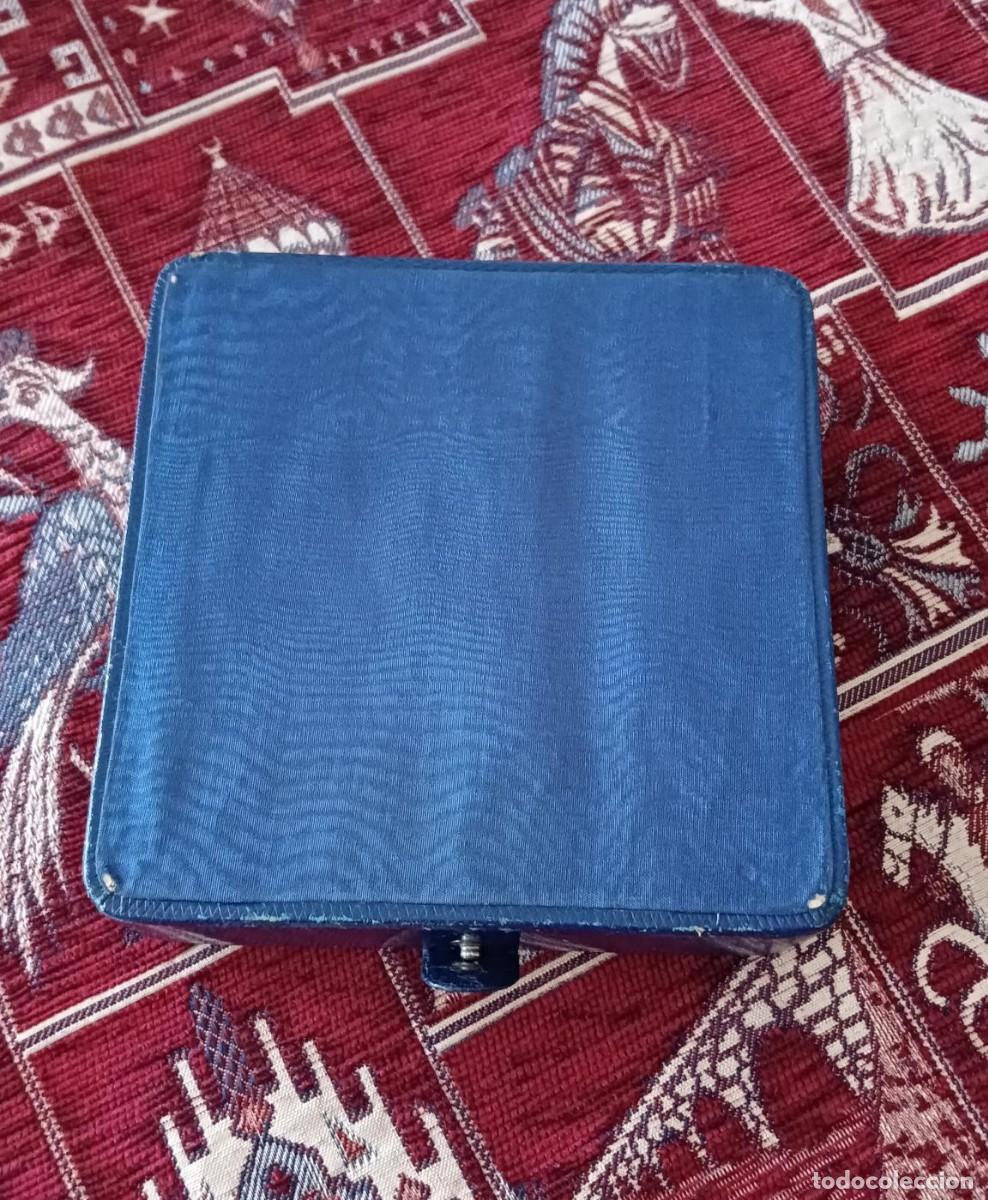 Vintage: Antiguo estuche para pa&ntilde;uelos - Foto 3