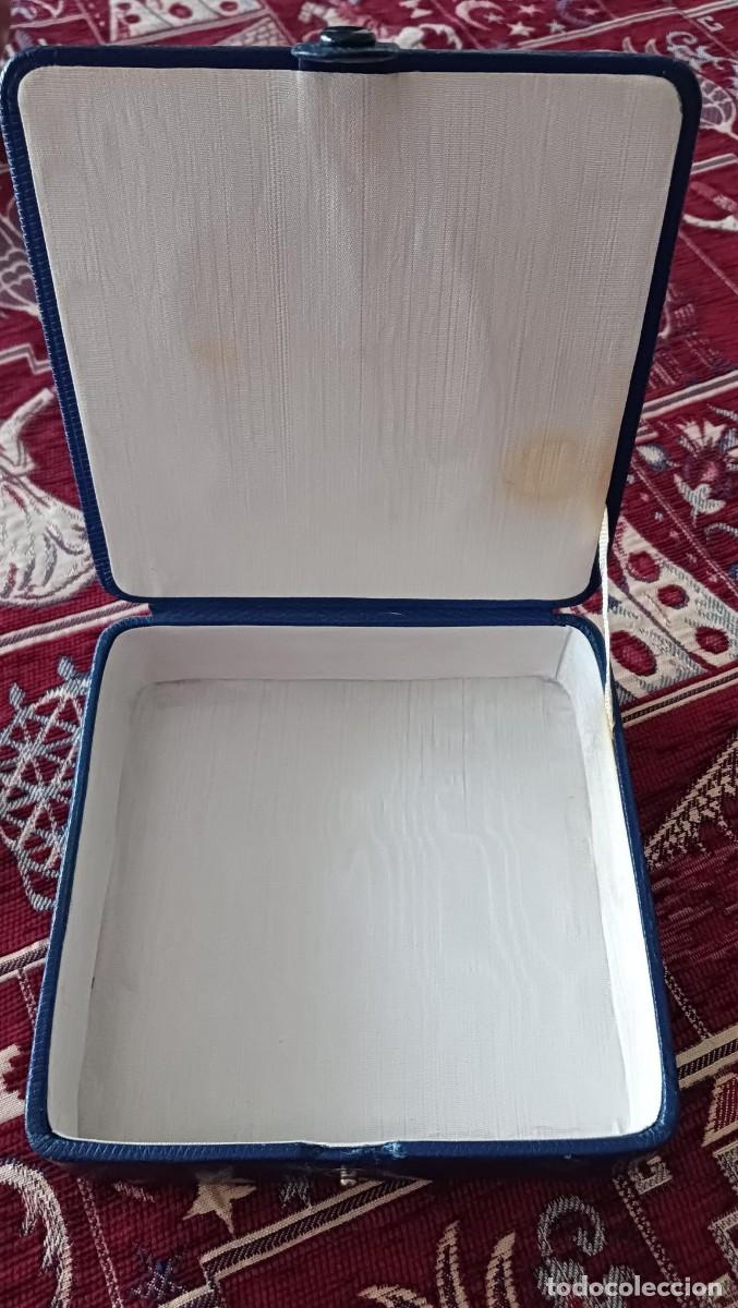 Vintage: Antiguo estuche para pa&ntilde;uelos - Foto 4