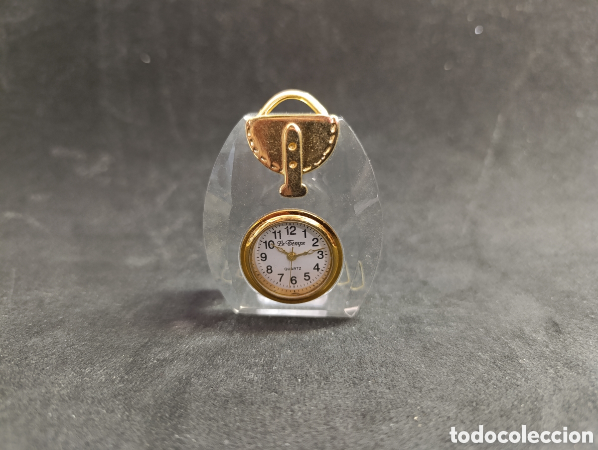 Vintage: RELOJ DE SOBREMESA DE METACRILATO REPRESENTADO BOLSO.