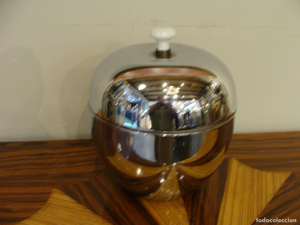 Vintage: Cubitera en forma de manzana cromada