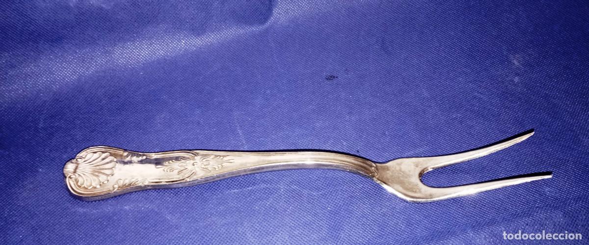 Vintage: Tenedor antiguo servir dos puntas - Foto 4