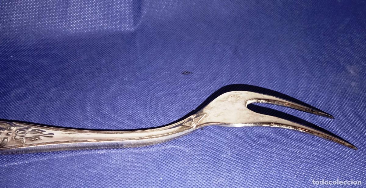 Vintage: Tenedor antiguo servir dos puntas - Foto 5