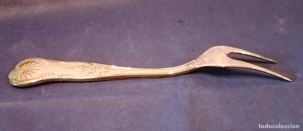 Vintage: Tenedor antiguo servir dos puntas - Foto 6