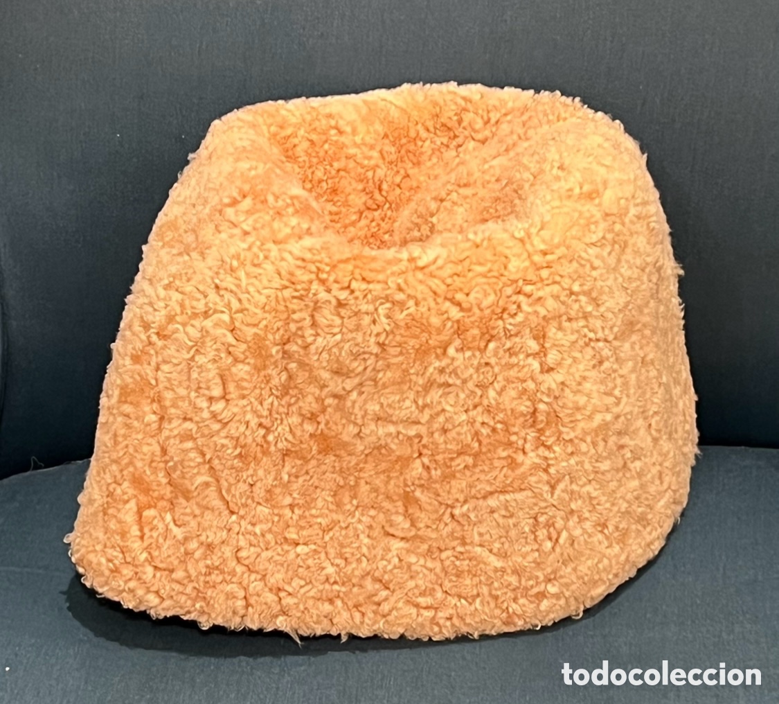 Vintage: Gorro cosaco. Astrac&aacute;n claro.